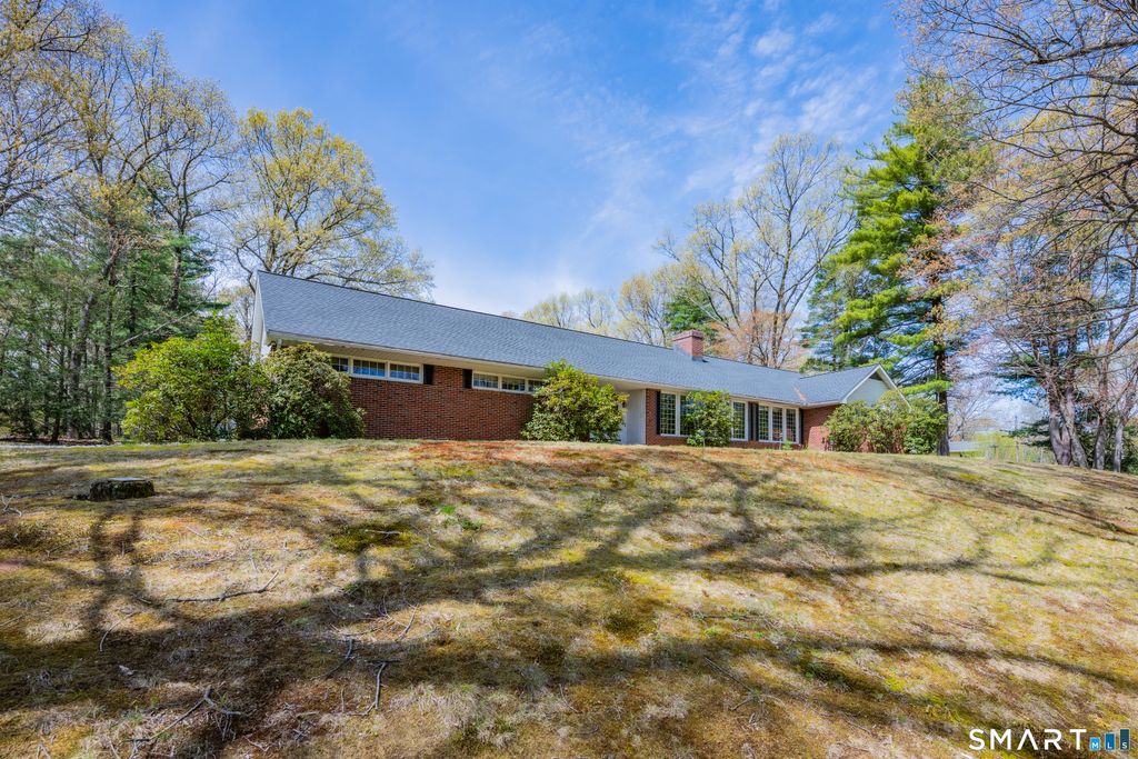 Photo of 25 Doria Lane, South Windsor, CT 06074 (MLS # 24165130)