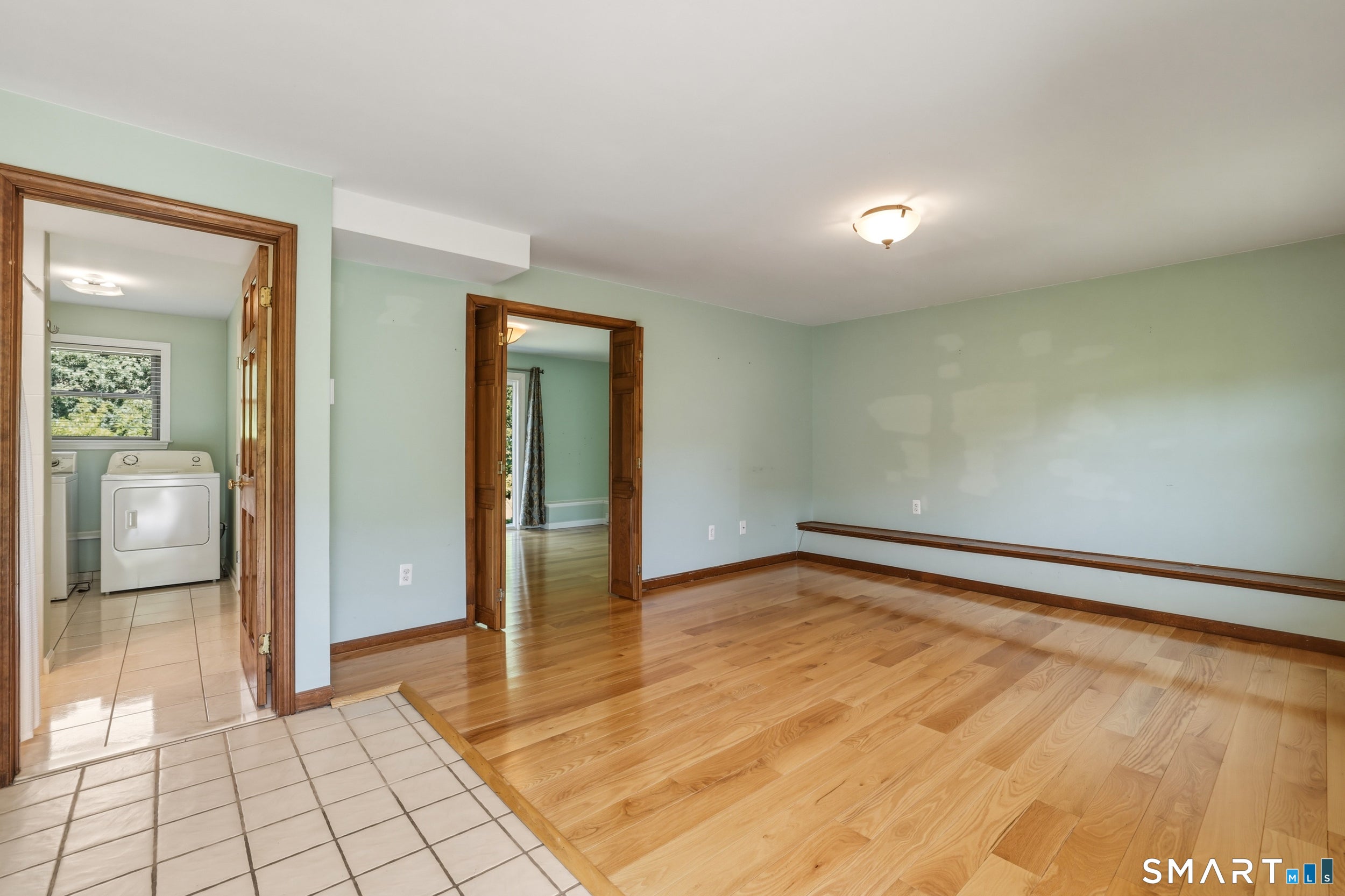 82 Lake Garda Drive