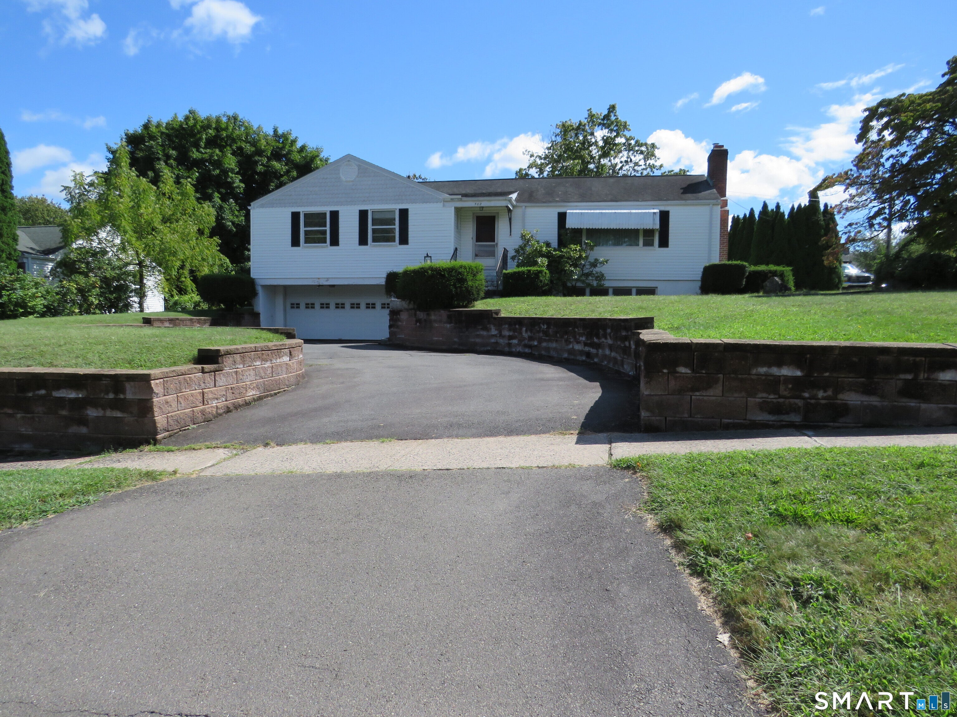 562 Wells Road