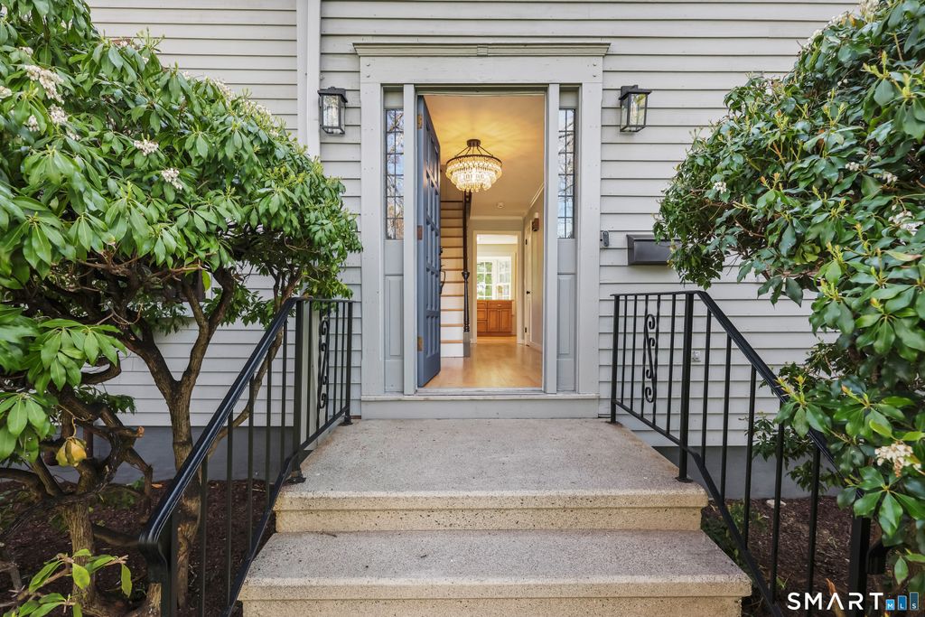 Photo of 245 Sailors Lane, Bridgeport, CT 06605 (MLS # 24167444)