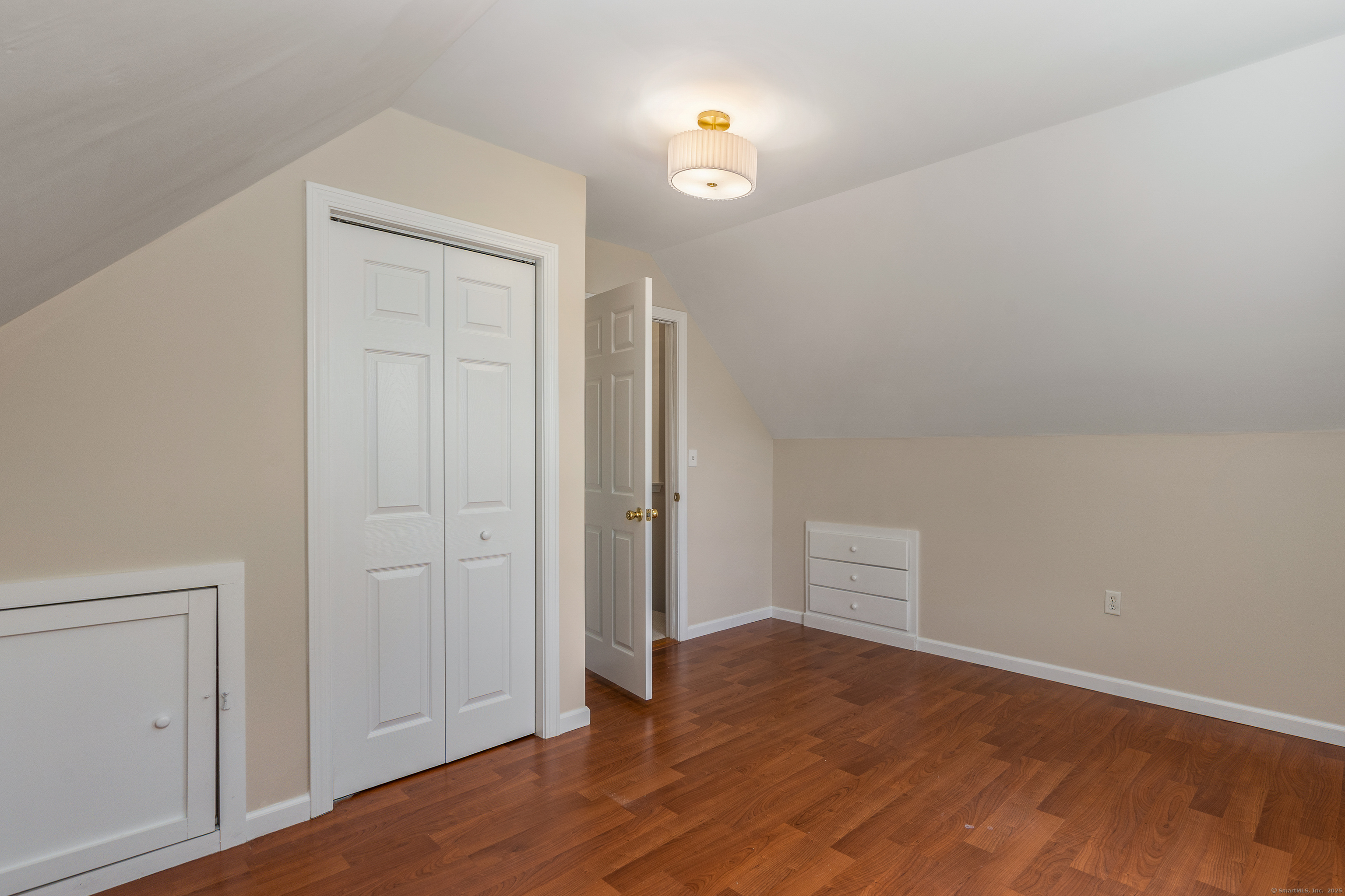 Vernon, Connecticut 06066, United States, 3 Bedrooms Bedrooms, ,2 BathroomsBathrooms,Residential,Coming Soon,175423