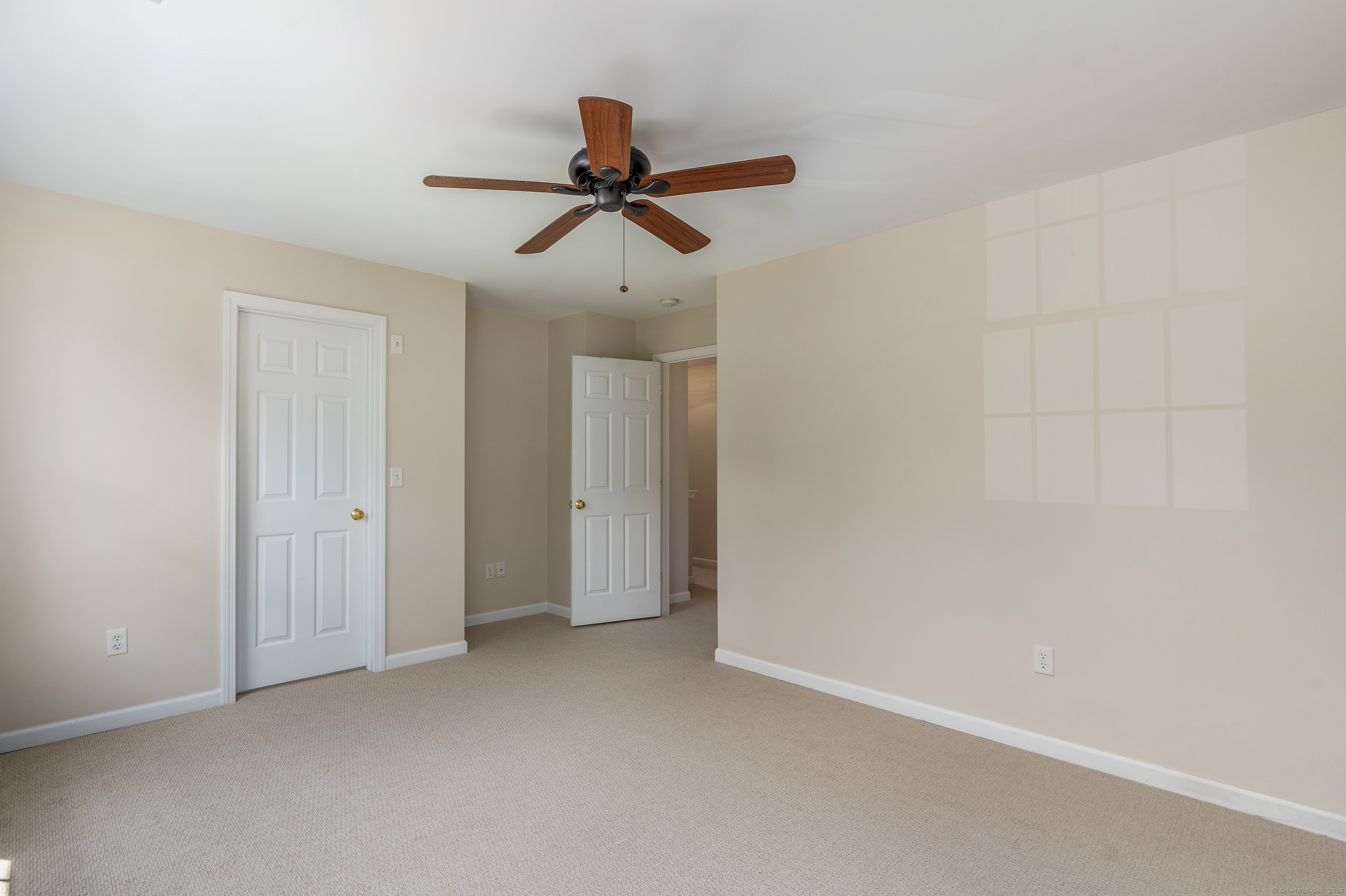 Vernon, Connecticut 06066, United States, 3 Bedrooms Bedrooms, ,2 BathroomsBathrooms,Residential,Coming Soon,175423