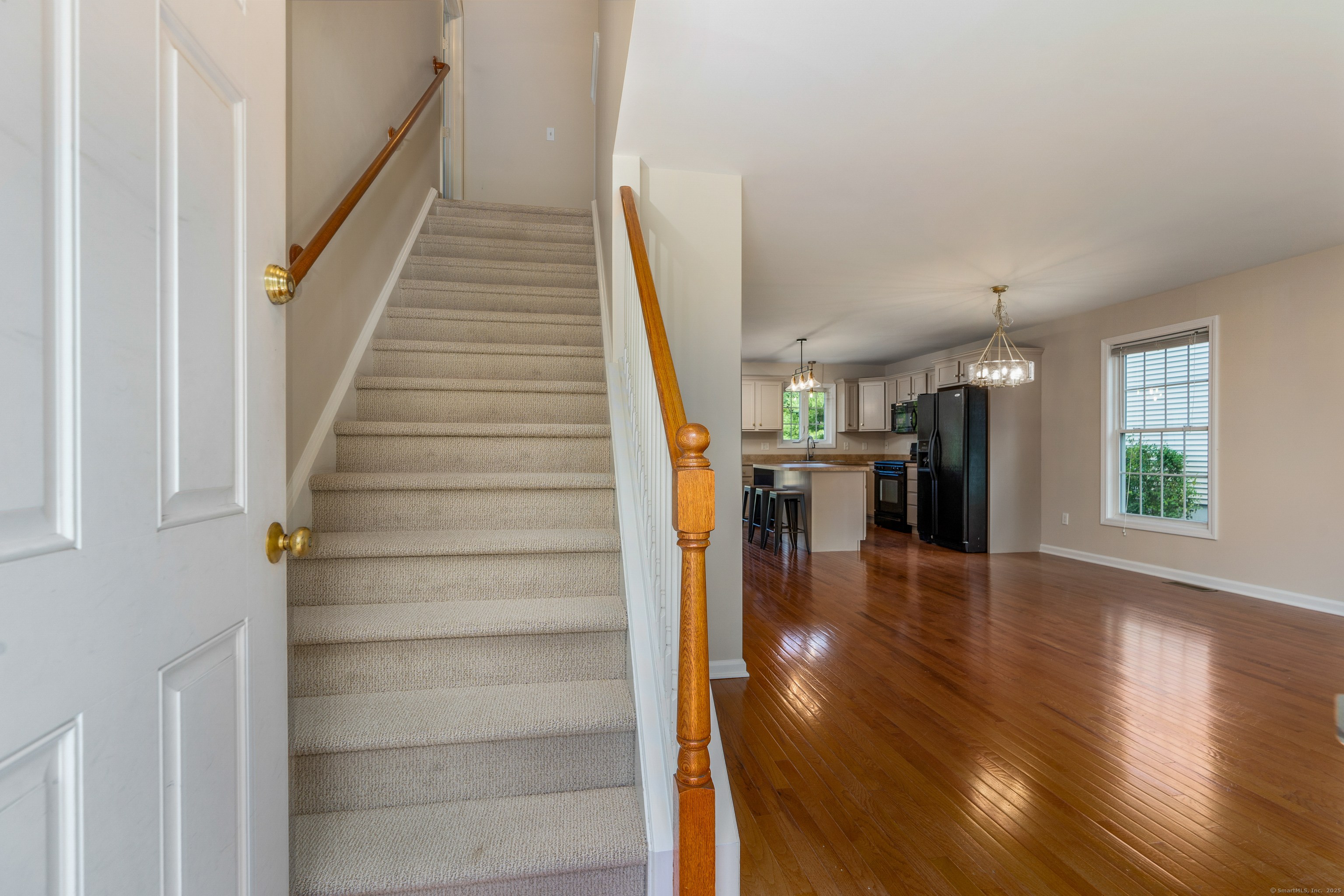 Vernon, Connecticut 06066, United States, 3 Bedrooms Bedrooms, ,2 BathroomsBathrooms,Residential,Coming Soon,175423