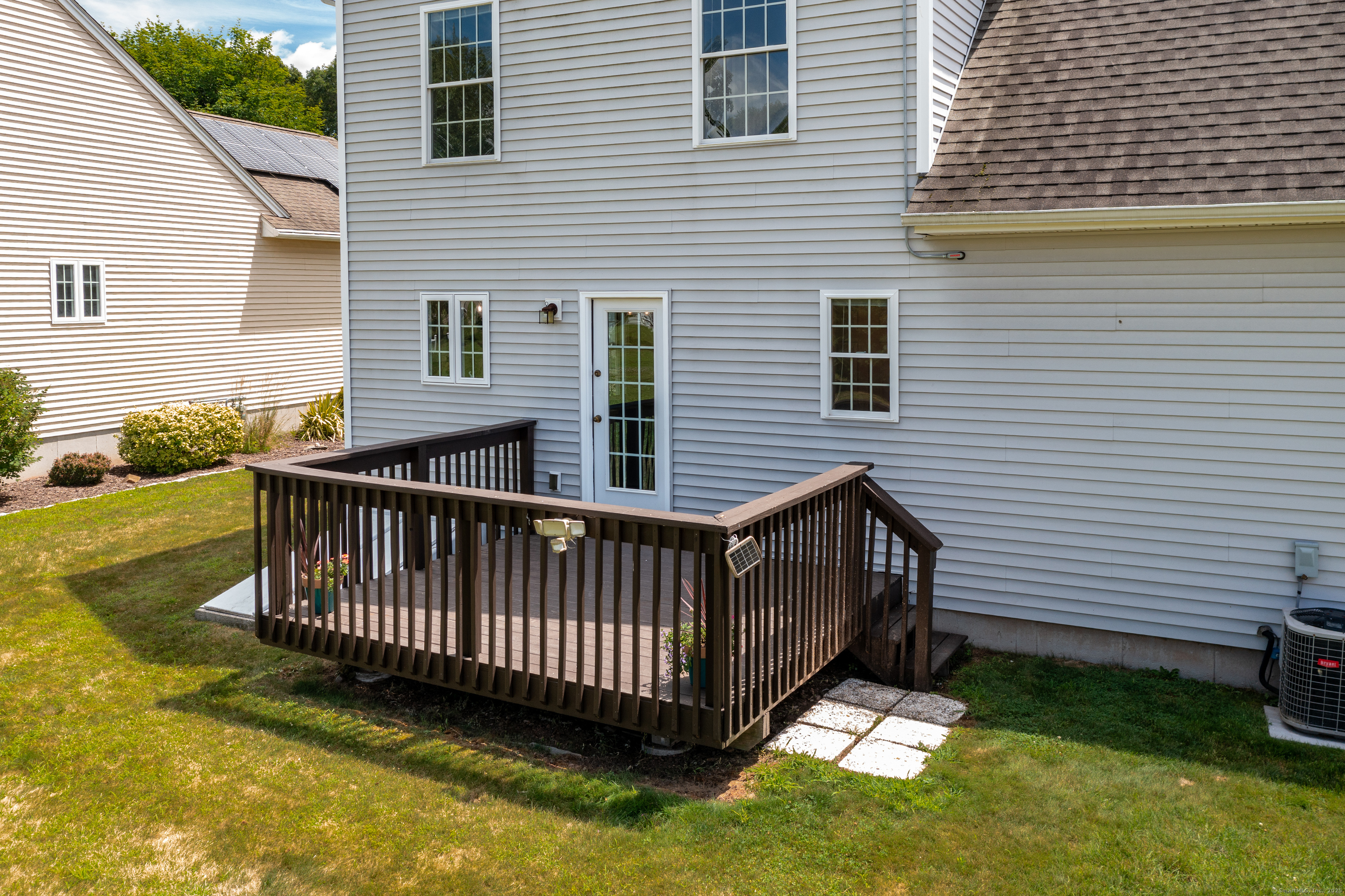 Vernon, Connecticut 06066, United States, 3 Bedrooms Bedrooms, ,2 BathroomsBathrooms,Residential,Coming Soon,175423