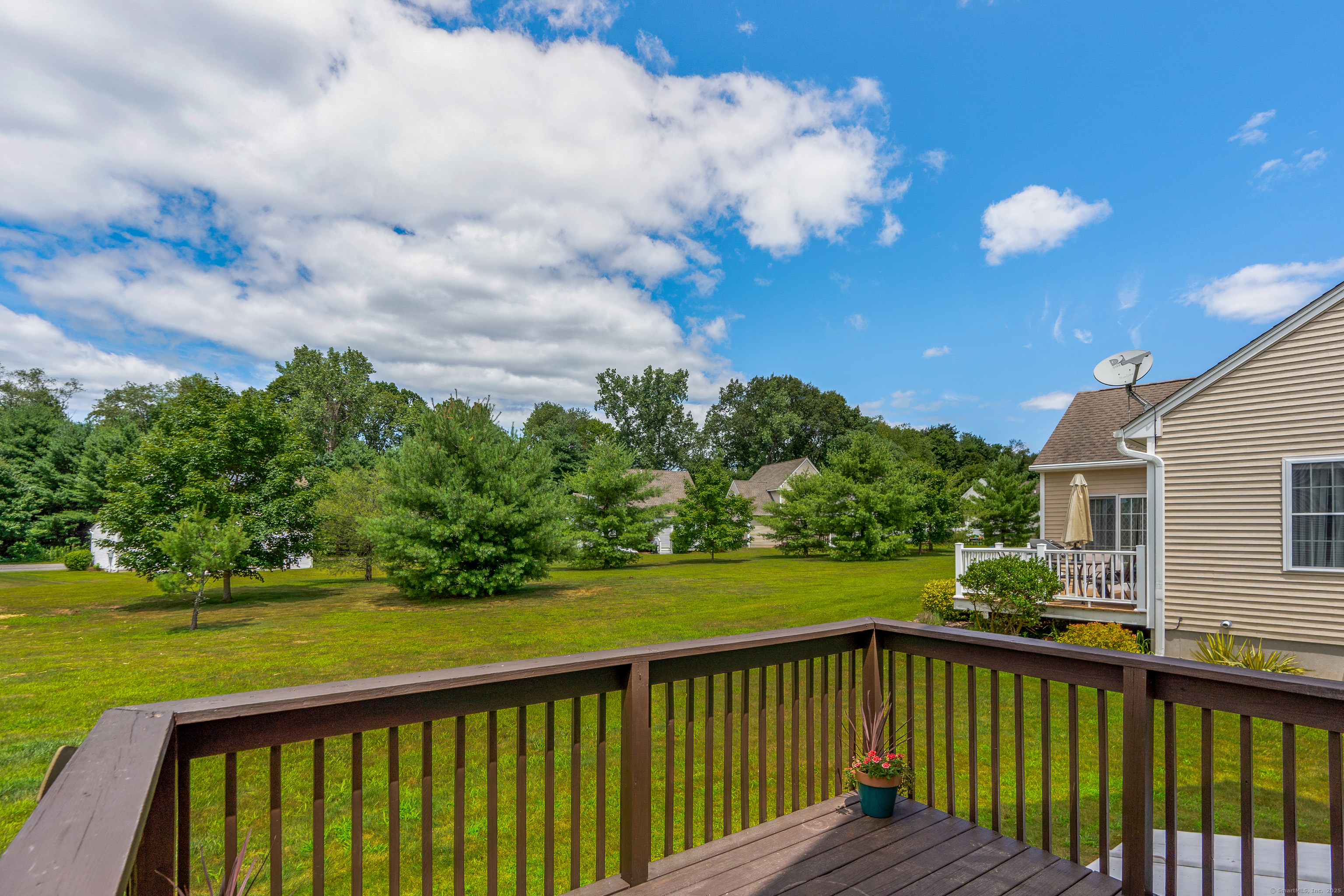 Vernon, Connecticut 06066, United States, 3 Bedrooms Bedrooms, ,2 BathroomsBathrooms,Residential,Coming Soon,175423