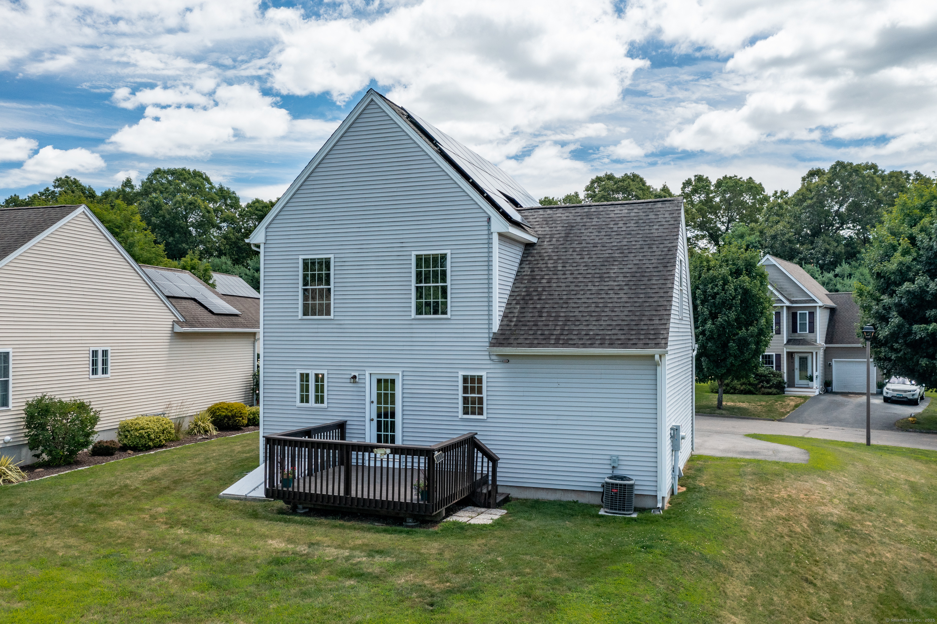 Vernon, Connecticut 06066, United States, 3 Bedrooms Bedrooms, ,2 BathroomsBathrooms,Residential,Coming Soon,175423