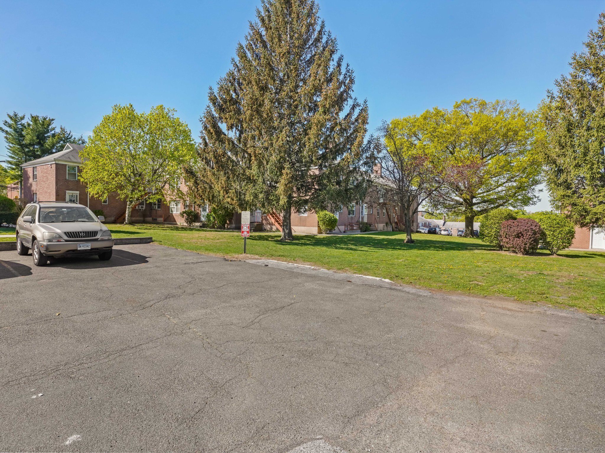 1078 E Main Street #APT 1, Stamford, Connecticut image 18