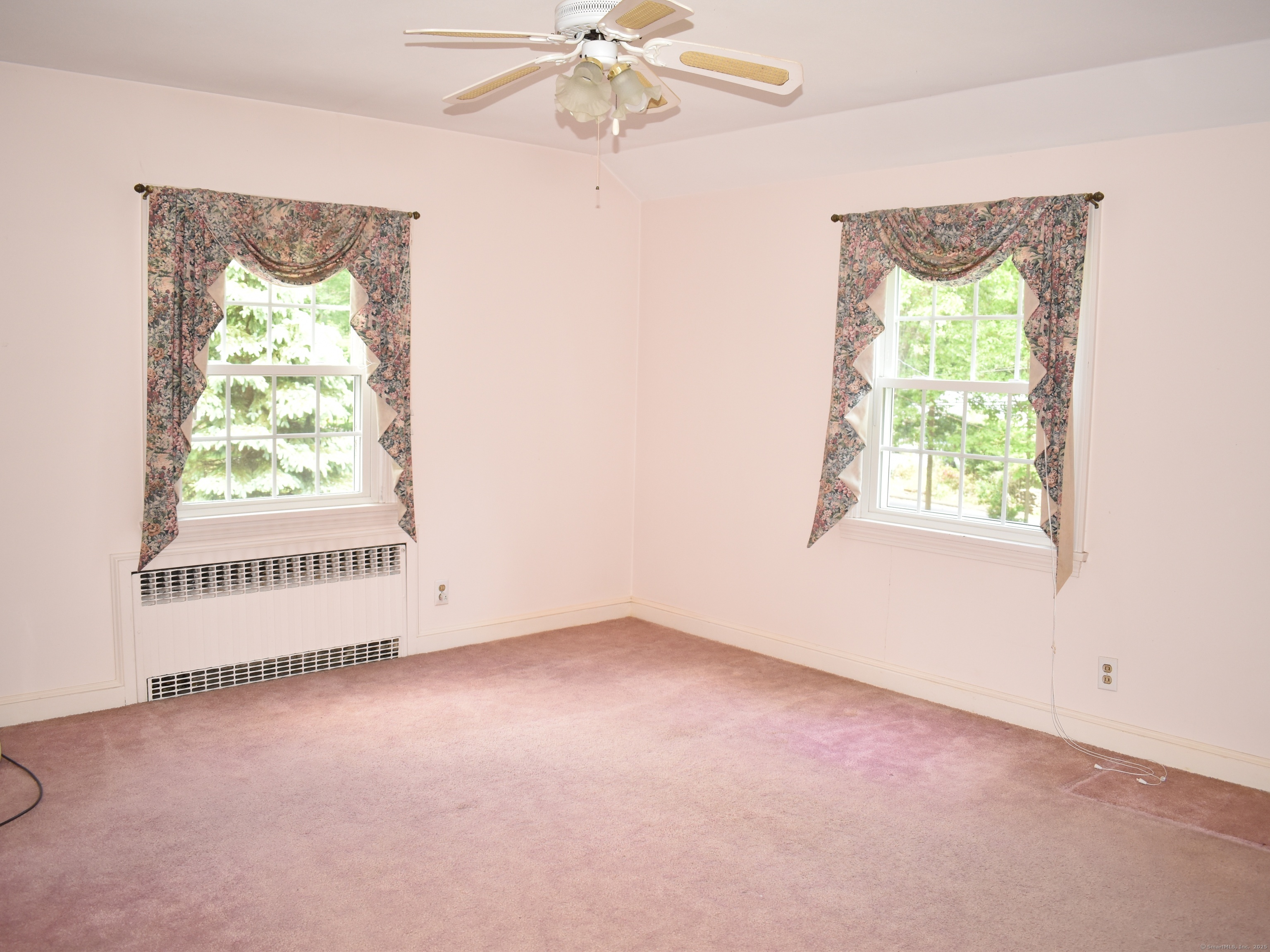 Canton, Connecticut 06019, United States, 3 Bedrooms Bedrooms, ,2 BathroomsBathrooms,Residential,Active,144030