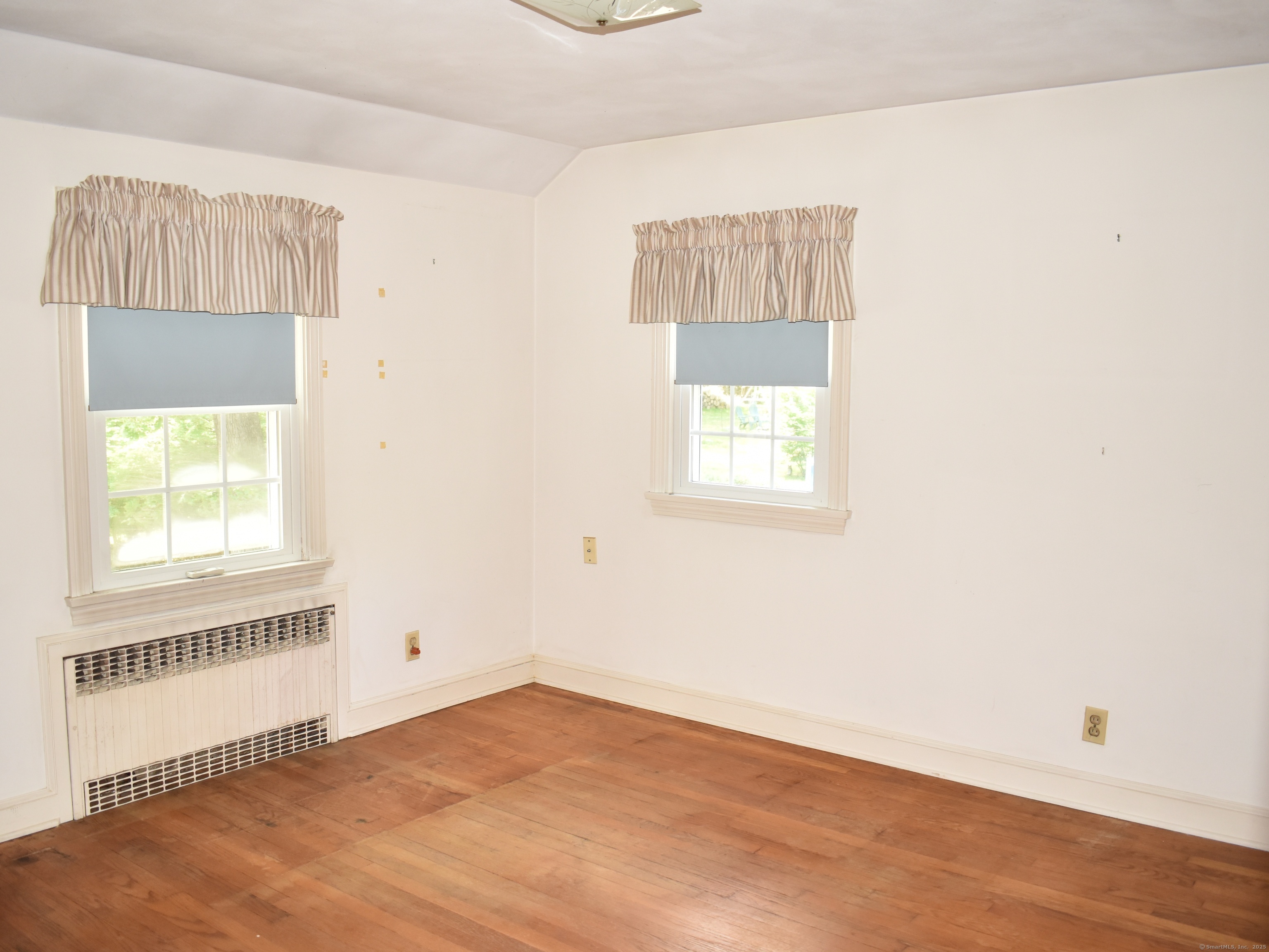 Canton, Connecticut 06019, United States, 3 Bedrooms Bedrooms, ,2 BathroomsBathrooms,Residential,Active,144030