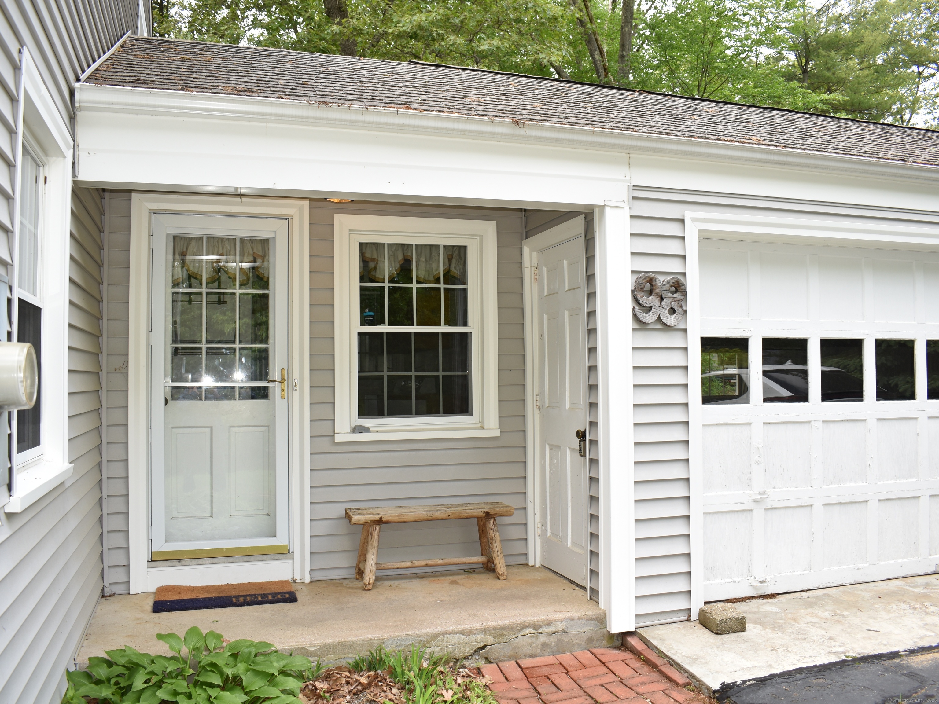 Canton, Connecticut 06019, United States, 3 Bedrooms Bedrooms, ,2 BathroomsBathrooms,Residential,Active,144030