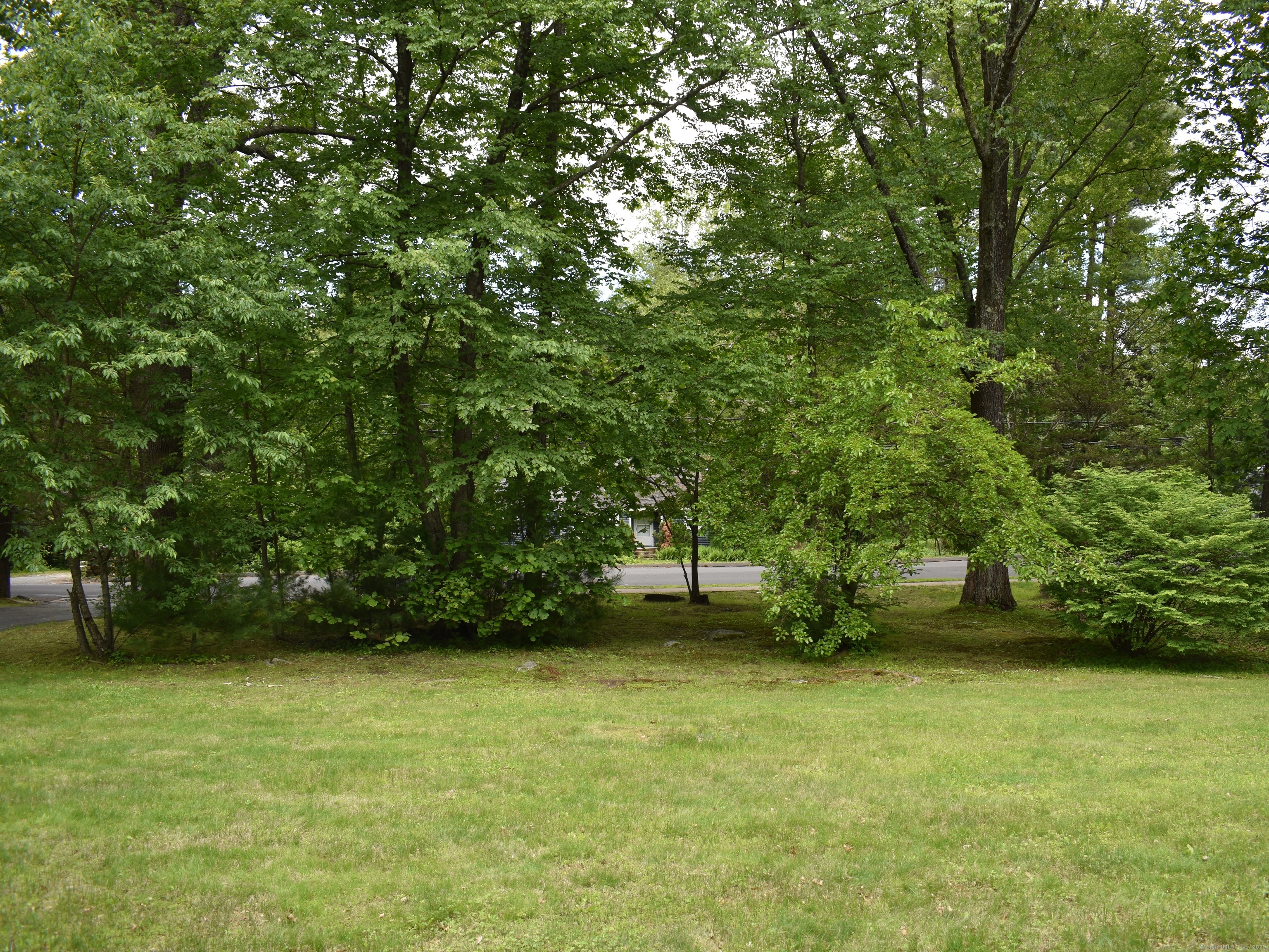 Canton, Connecticut 06019, United States, 3 Bedrooms Bedrooms, ,2 BathroomsBathrooms,Residential,Active,144030