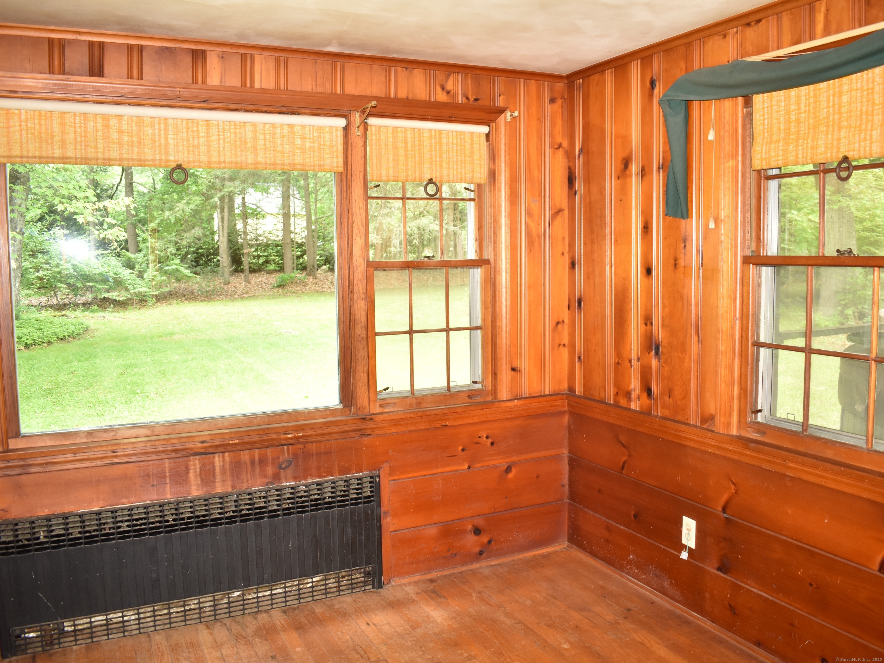 Canton, Connecticut 06019, United States, 3 Bedrooms Bedrooms, ,2 BathroomsBathrooms,Residential,Active,144030