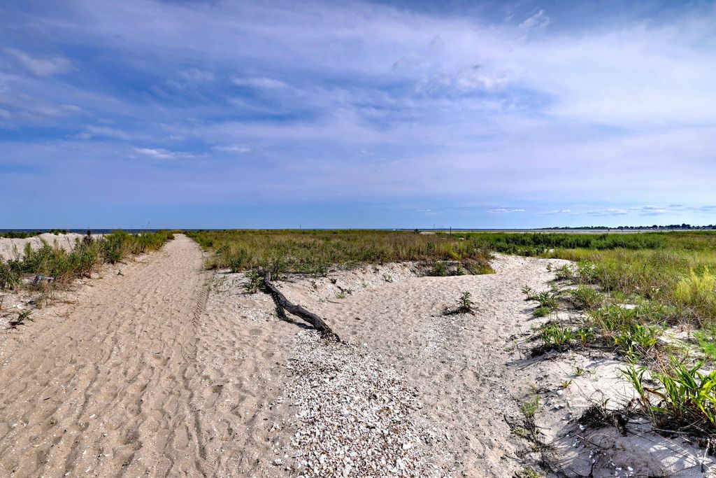 Photo of 3 Francis Street, Milford, CT 06460 (MLS # 24142900)