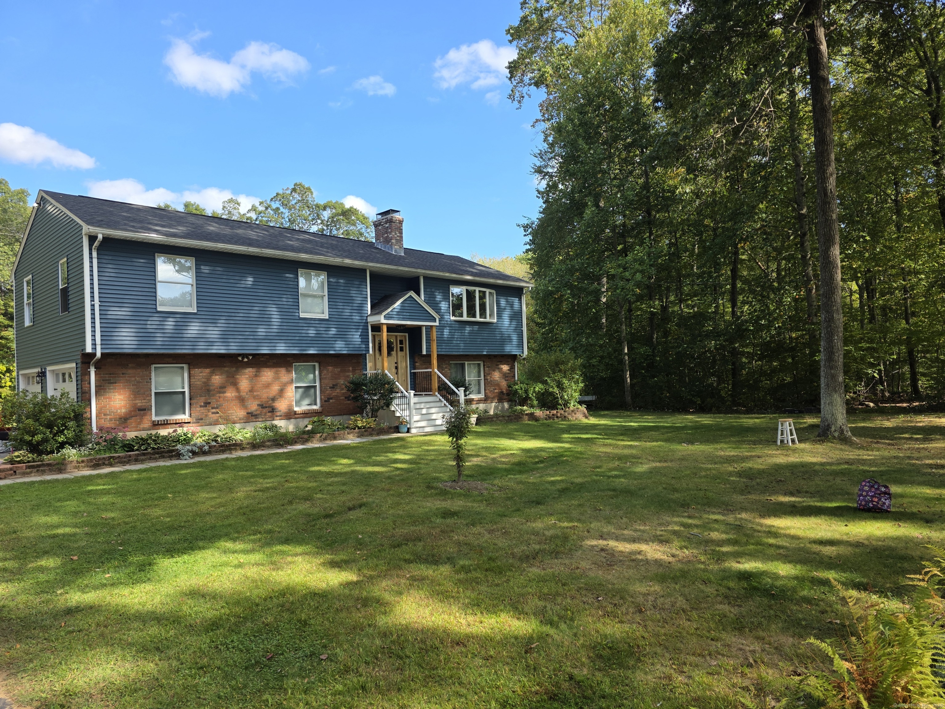 87 Standish Road