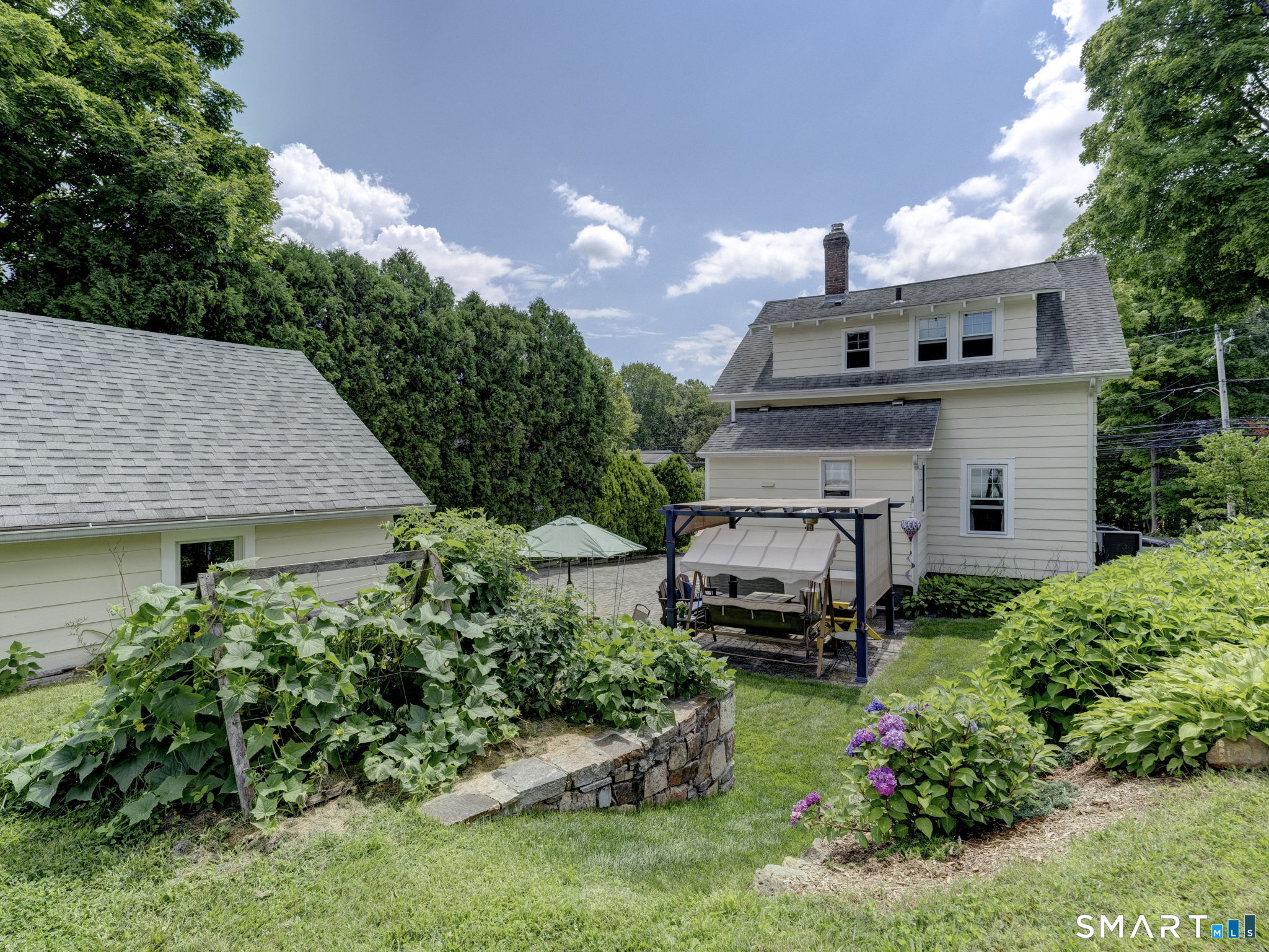 138 Oakland Road