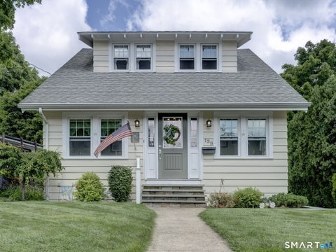Photo of 138 Oakland Road, Southington, CT 06489 (MLS # 24197249)