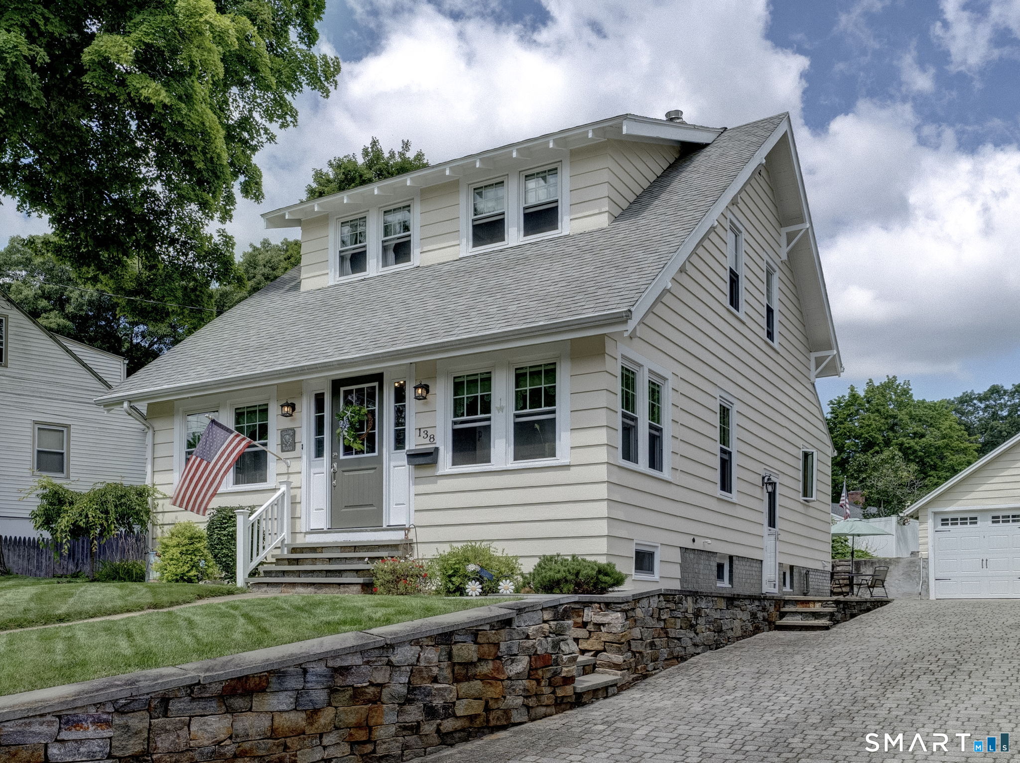 138 Oakland Road