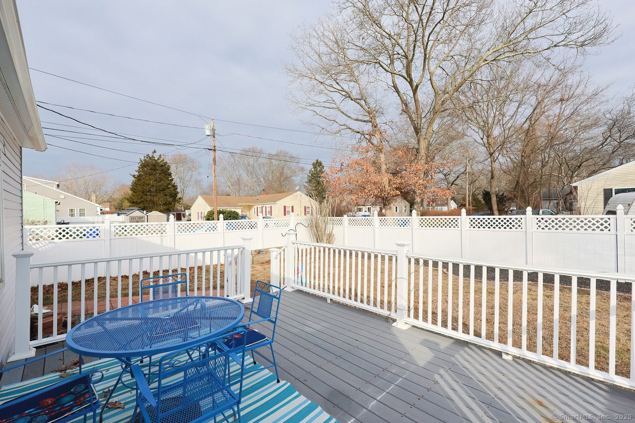 15 Midway Oval, Groton, Connecticut image 26