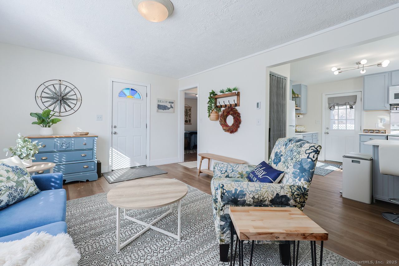 15 Midway Oval, Groton, Connecticut image 15