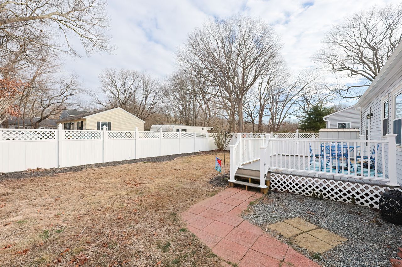 15 Midway Oval, Groton, Connecticut image 30