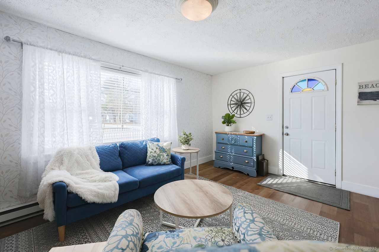 15 Midway Oval, Groton, Connecticut image 16