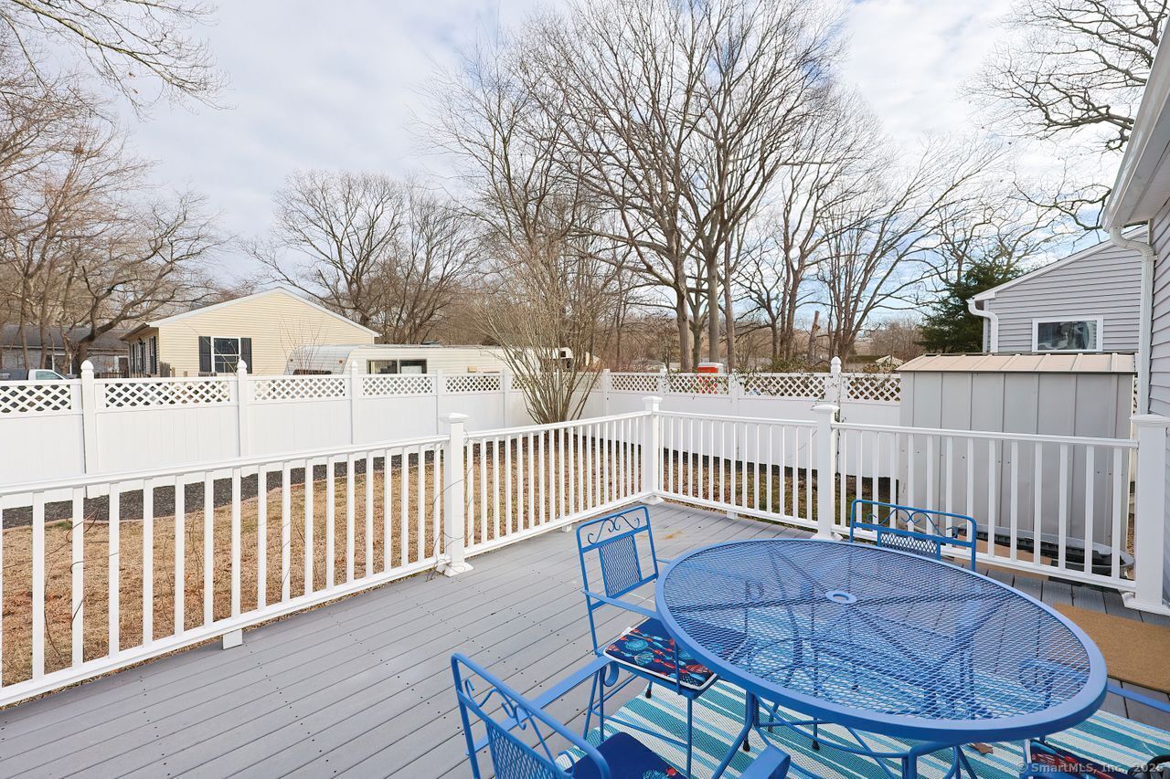 15 Midway Oval, Groton, Connecticut image 29