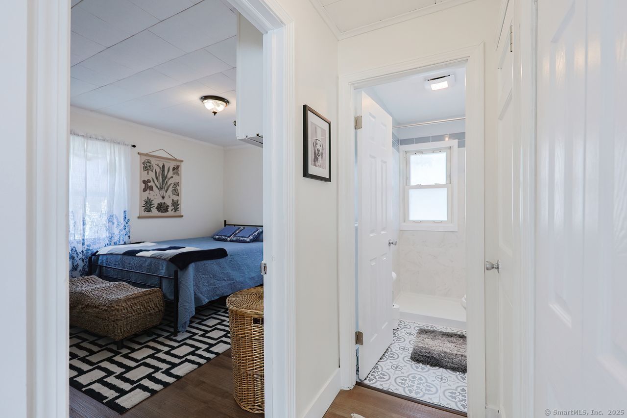 15 Midway Oval, Groton, Connecticut image 18