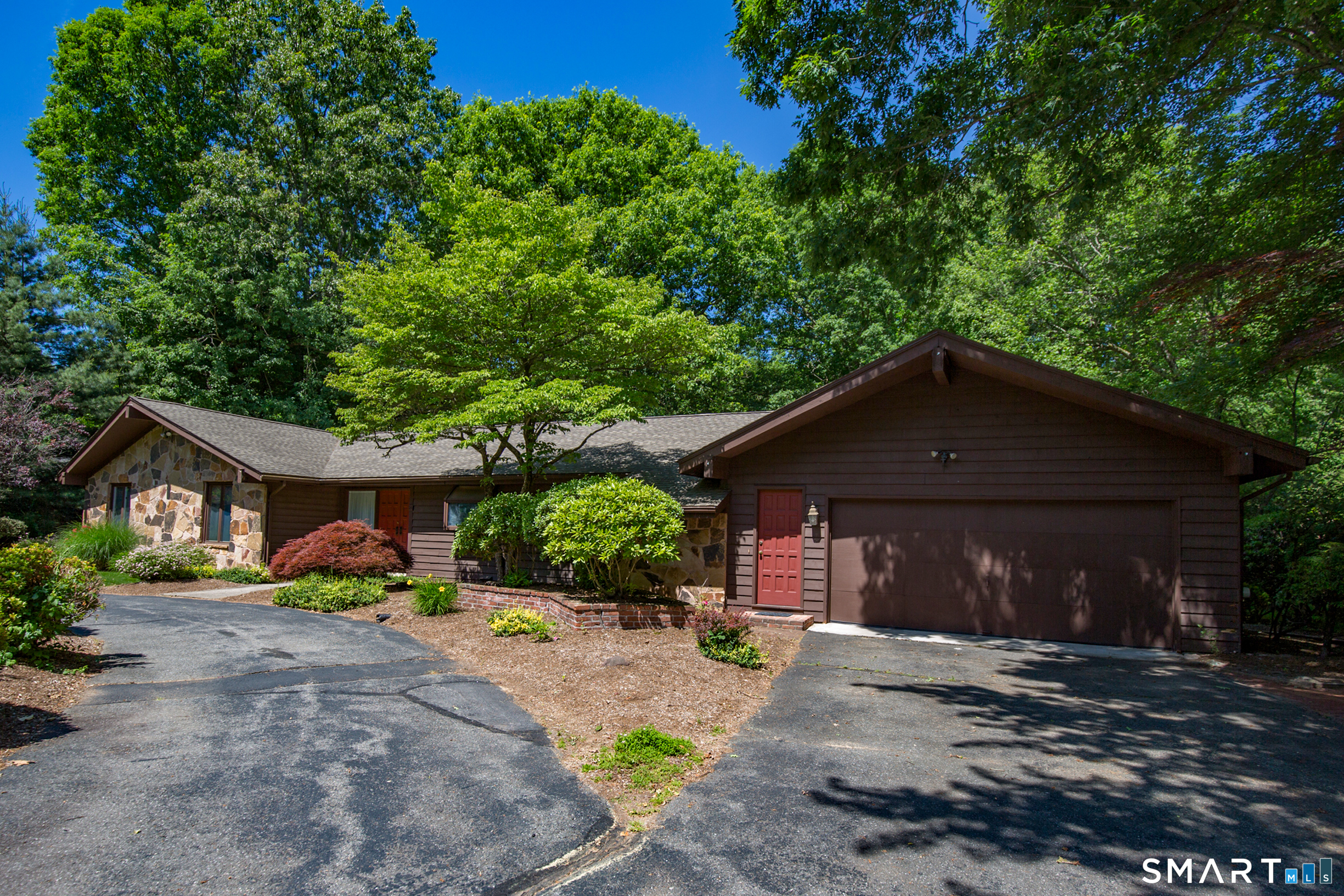 26 Brooks Road