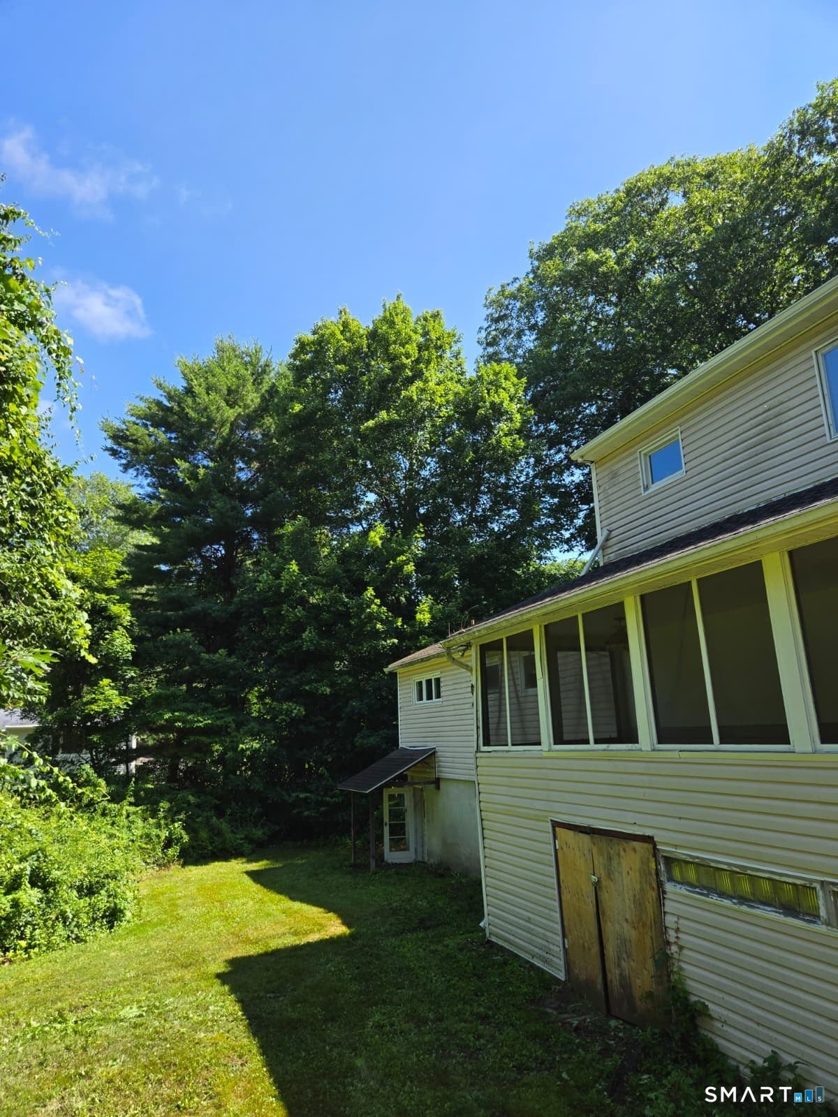 4 Woodland Drive