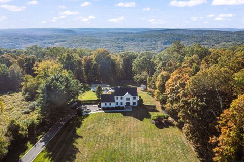 40 Great Ring Road, Newtown, CT 06482 - #: 24136998