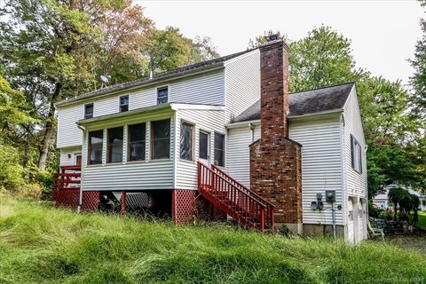 A home in New Milford