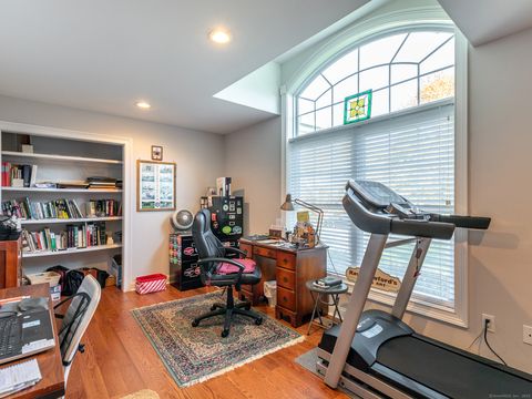 Tiny photo for 1 Blossom Court #1, New Milford, CT 06776 (MLS # 24135079)