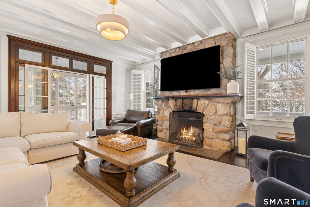 Photo of 242 Ocean Drive W, Stamford, CT 06902 (MLS # 24155326)