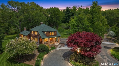 Photo of 2 Quarry Road, Simsbury, CT 06070 (MLS # 24208927)