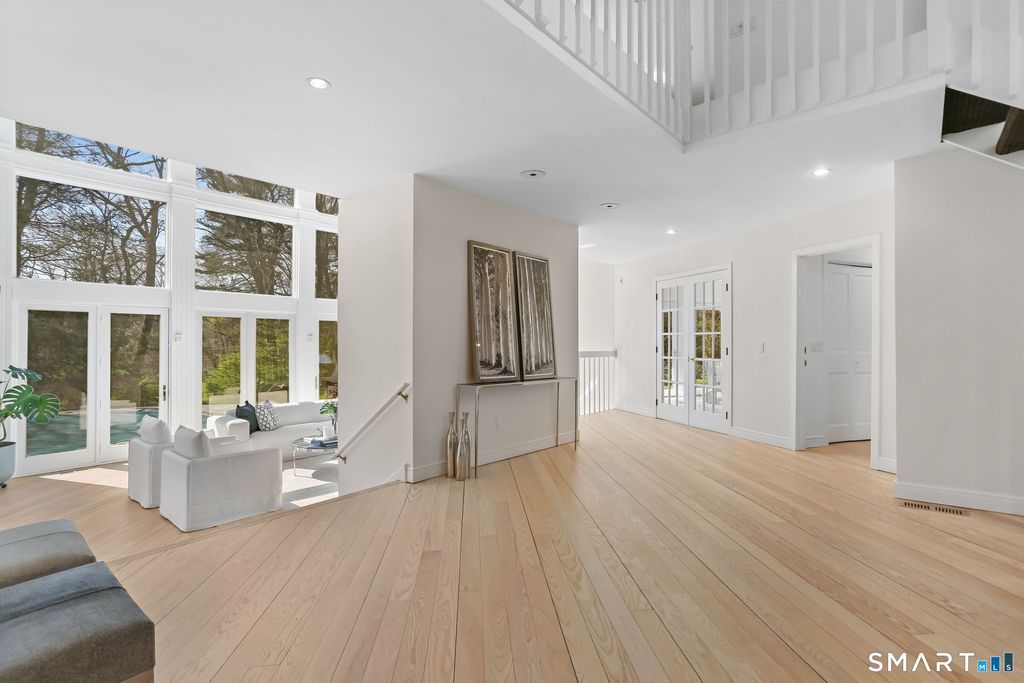 Photo of 32 Buttonball Lane, Weston, CT 06883 (MLS # 24154227)