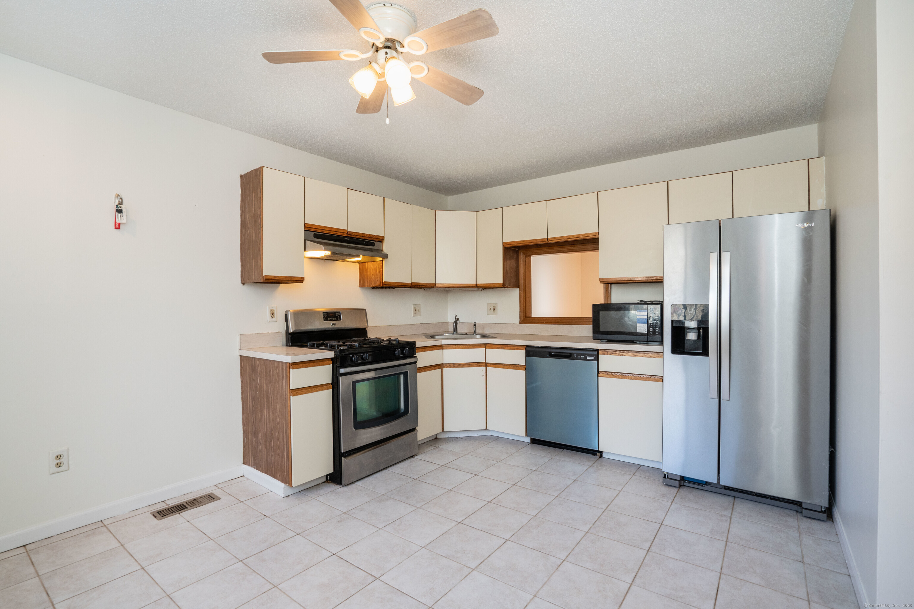 107 Fox Run Court 107