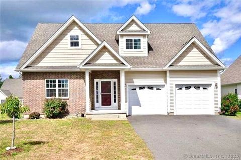 Photo of 3 Vinay Court #3, Ellington, CT 06029 (MLS # 24076000)