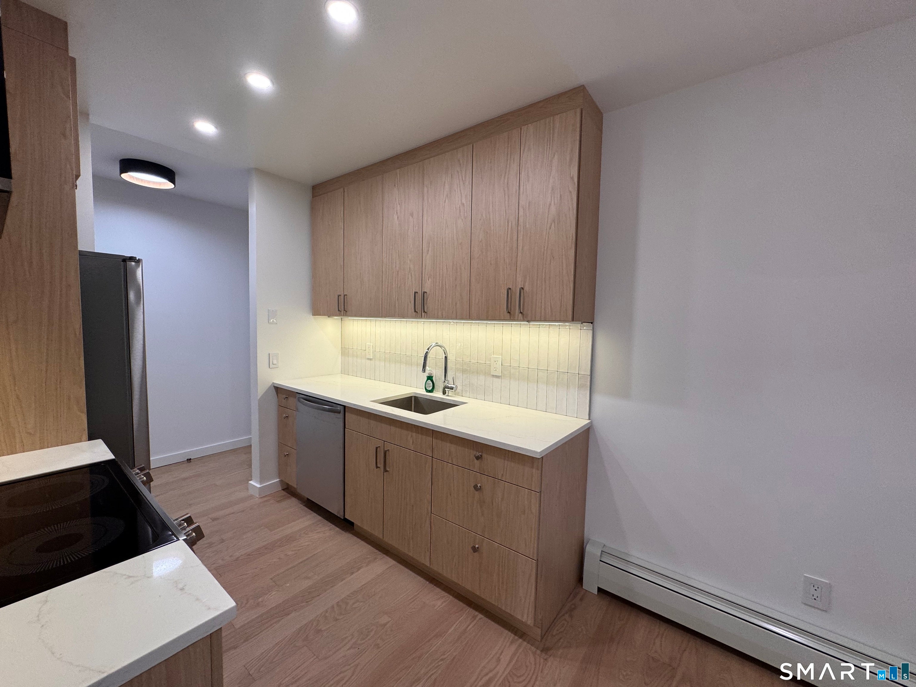 43 Balance Rock Road 1
