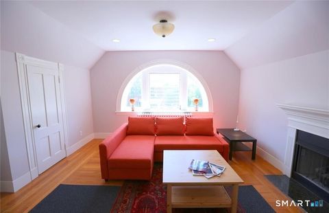 Photo of 392 Orange Street #3, New Haven, CT 06511 (MLS # 24174017)