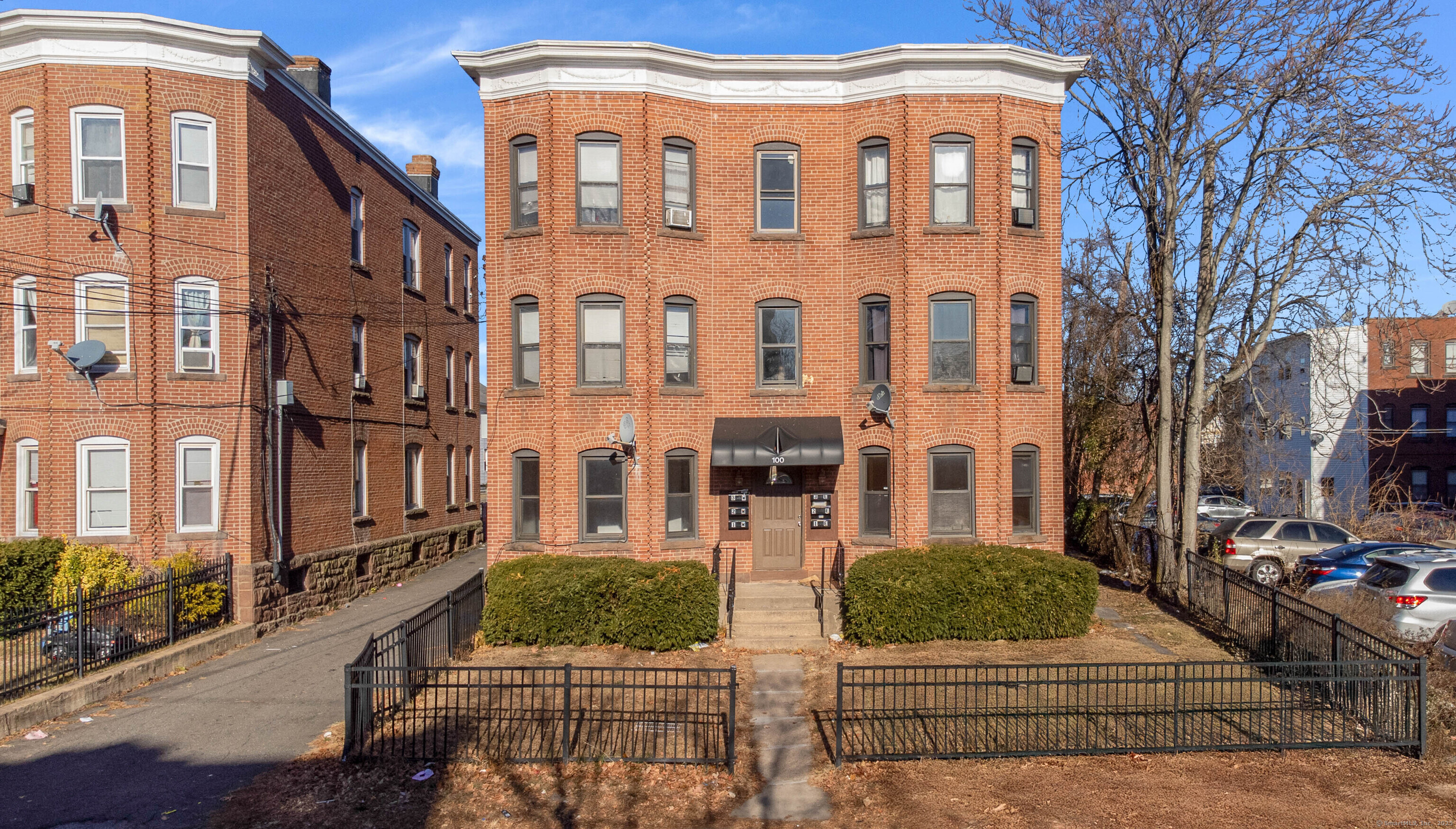 Preston Street, Hartford, Connecticut - 12 Bedrooms  
6 Bathrooms  
24 Rooms - 