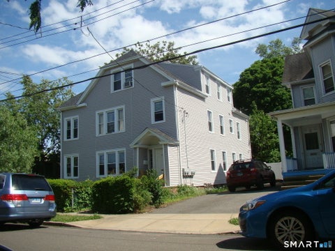 Multifamily For Rent - 10 Lester Street #2<br/> New Haven County, West Haven, CT 06516