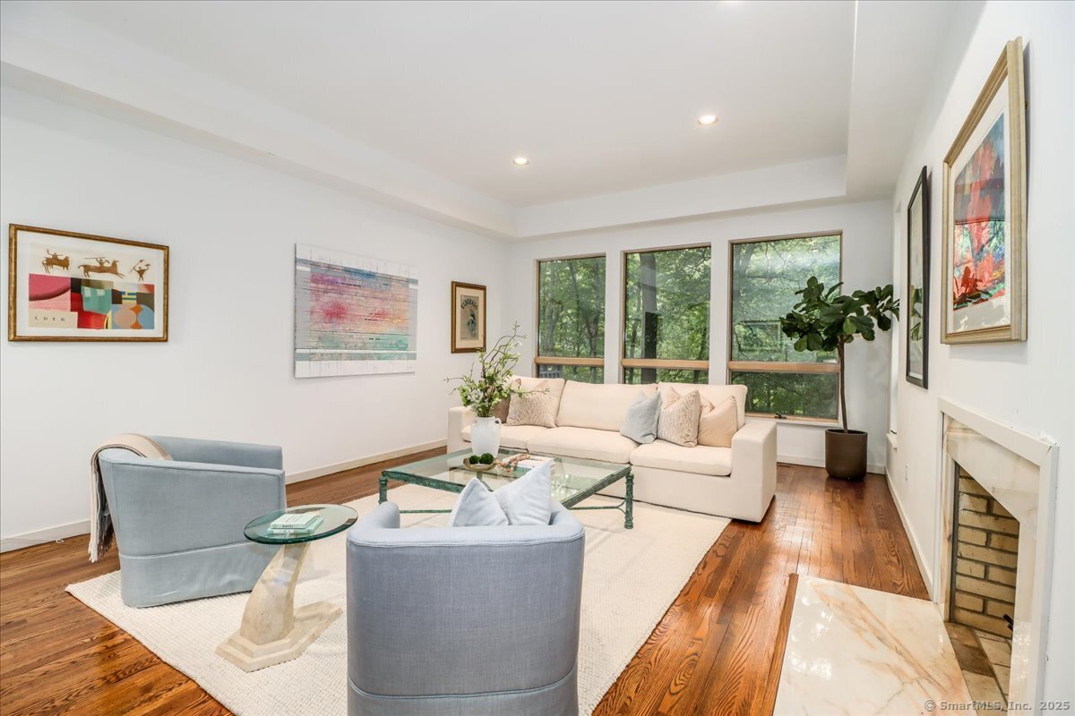 Stamford, Connecticut 06903, United States, 4 Bedrooms Bedrooms, ,4 BathroomsBathrooms,Residential,Active,190242