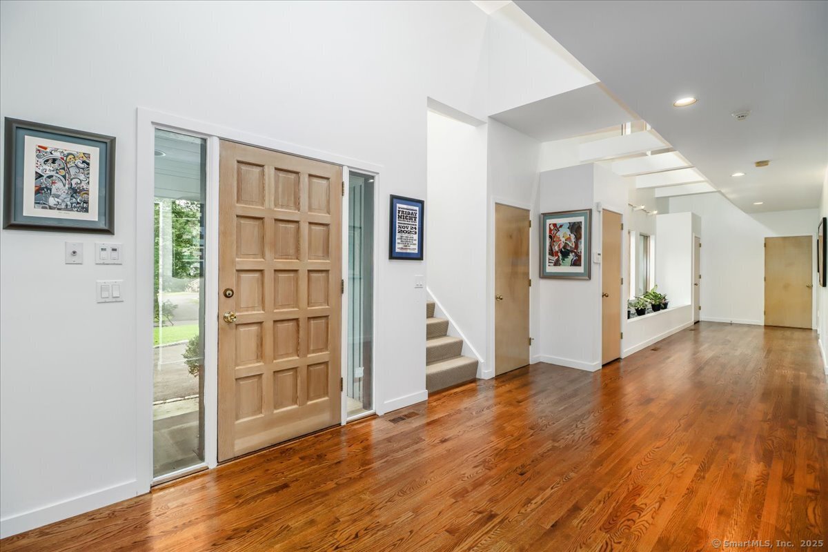 Stamford, Connecticut 06903, United States, 4 Bedrooms Bedrooms, ,4 BathroomsBathrooms,Residential,Active,190242