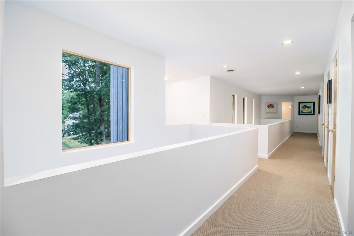 Stamford, Connecticut 06903, United States, 4 Bedrooms Bedrooms, ,4 BathroomsBathrooms,Residential,Active,190242