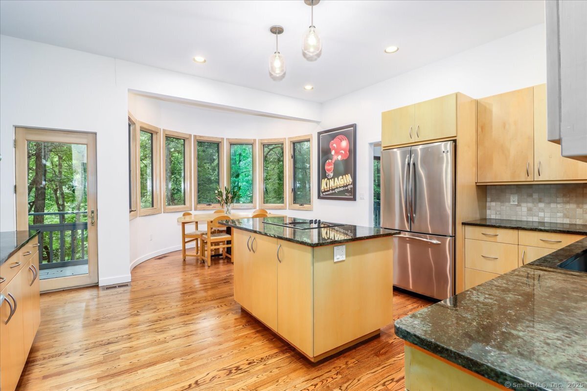 Stamford, Connecticut 06903, United States, 4 Bedrooms Bedrooms, ,4 BathroomsBathrooms,Residential,Active,190242