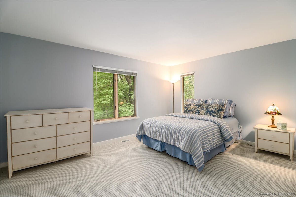 Stamford, Connecticut 06903, United States, 4 Bedrooms Bedrooms, ,4 BathroomsBathrooms,Residential,Active,190242