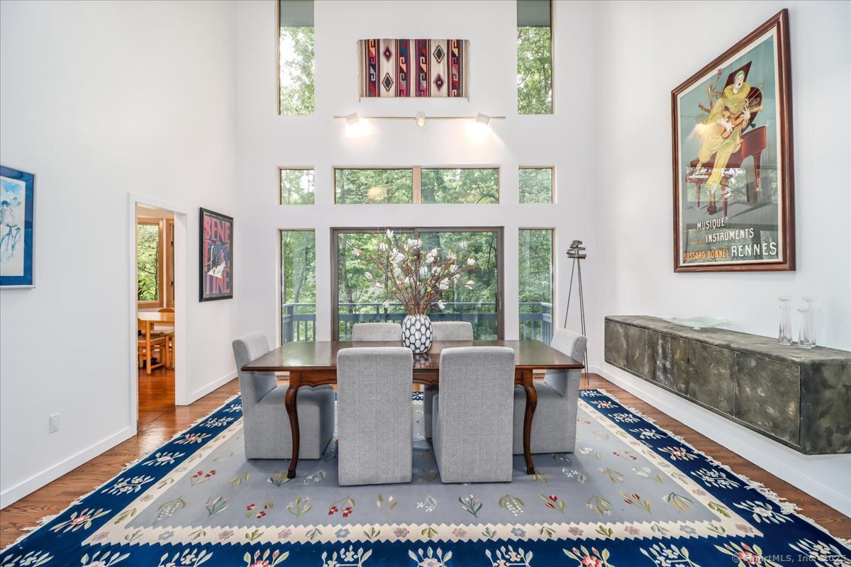 Stamford, Connecticut 06903, United States, 4 Bedrooms Bedrooms, ,4 BathroomsBathrooms,Residential,Active,190242