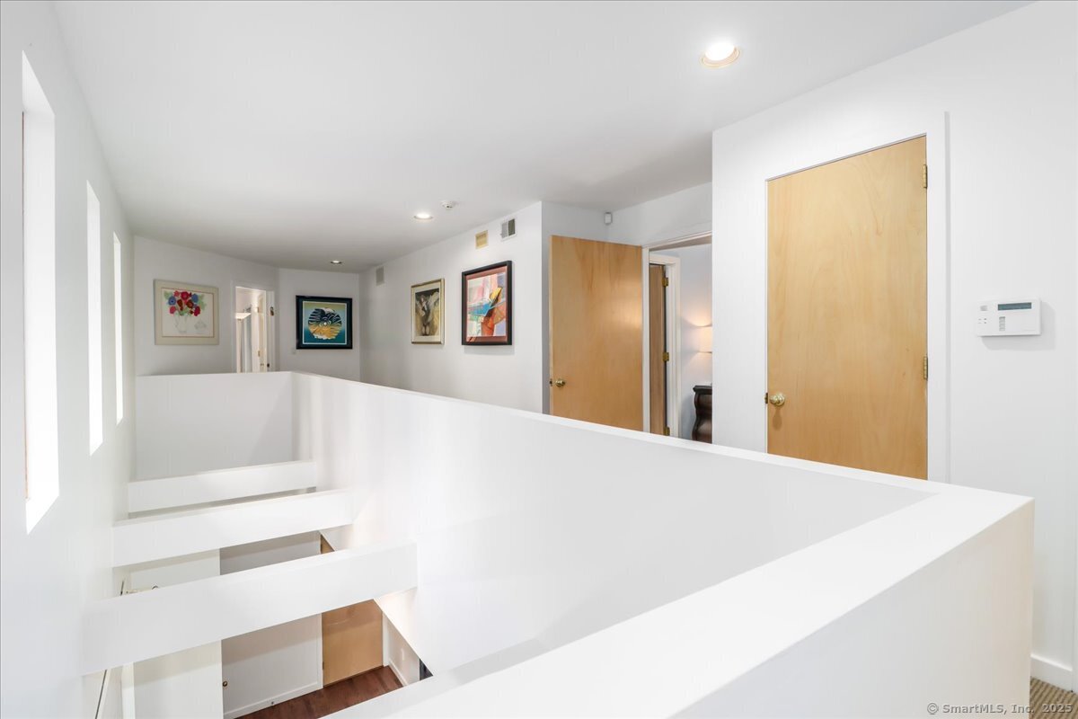 Stamford, Connecticut 06903, United States, 4 Bedrooms Bedrooms, ,4 BathroomsBathrooms,Residential,Active,190242