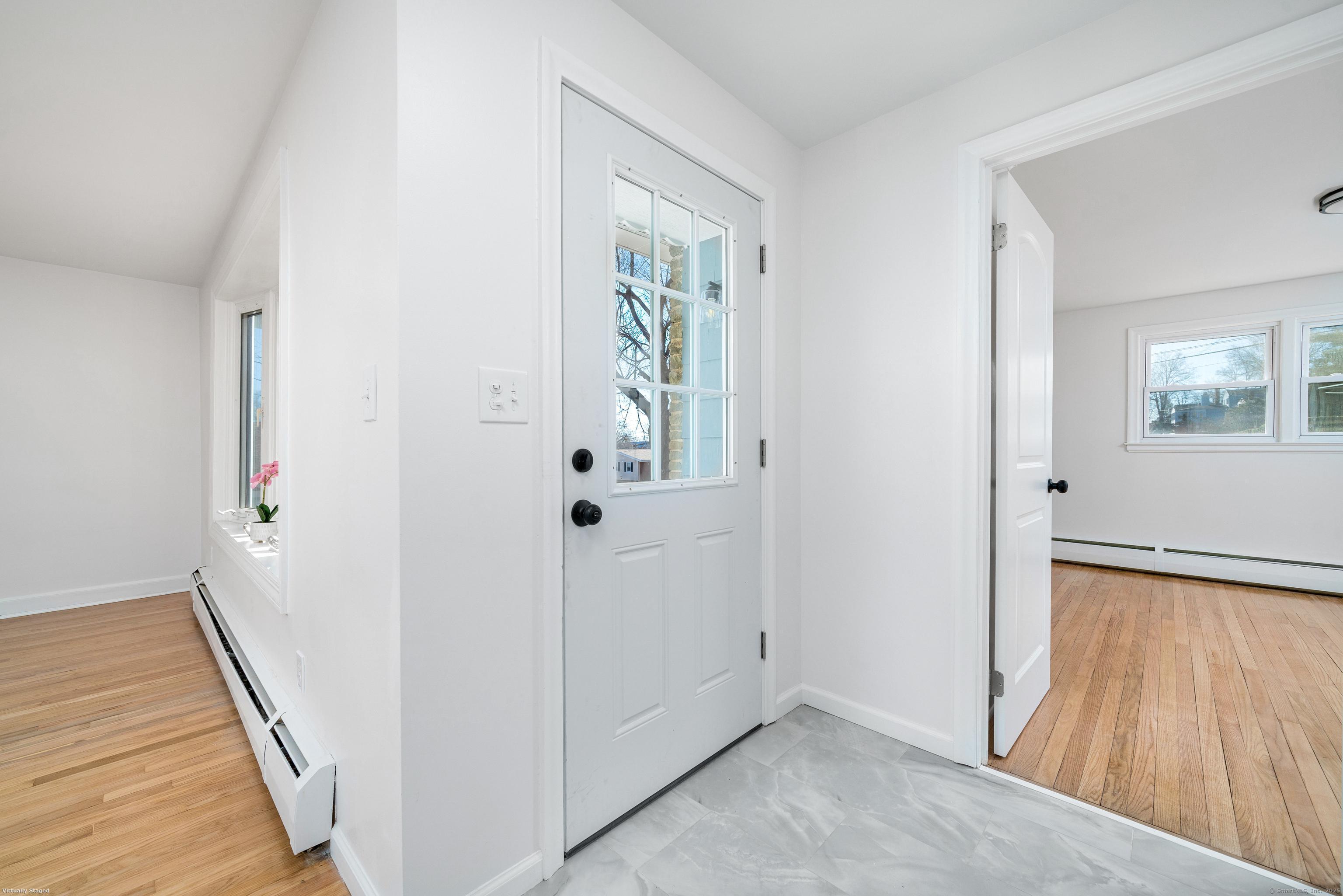 157 Crest Street, Wethersfield, Connecticut image 4