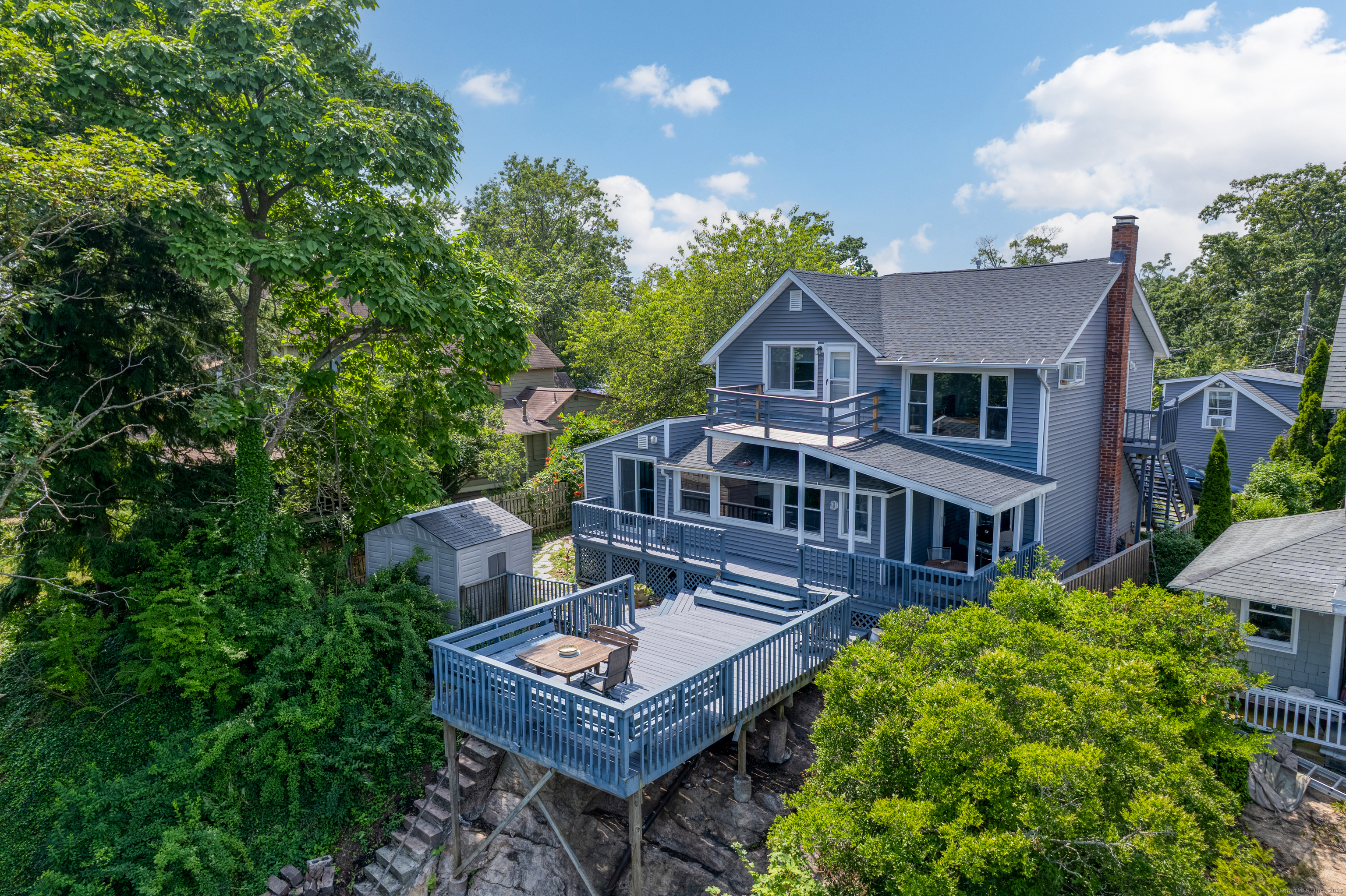 115 Highland Avenue